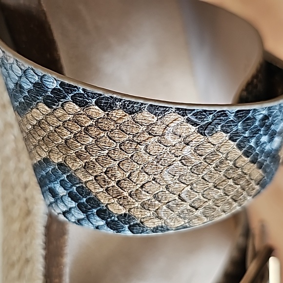 Justfab snakeskin sandals - Picture 6 of 6